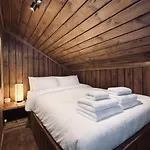 Stylish Near Resort, 200 M To Slopes & Lift