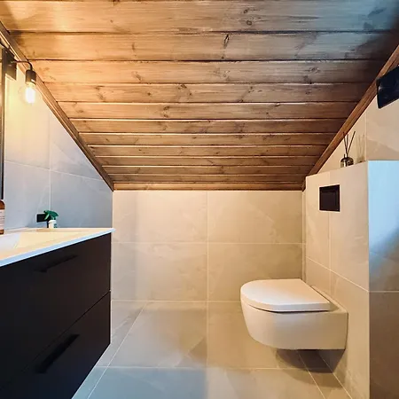 Stylish Near Resort, 200 M To Slopes & Lift Semesterbostad *