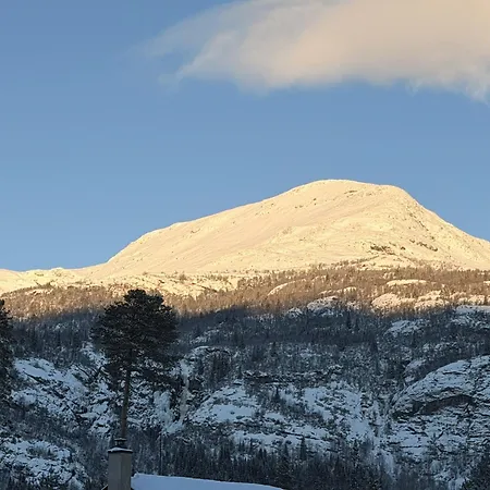 Semesterbostad Stylish Near Resort, 200 M To Slopes & Lift *
