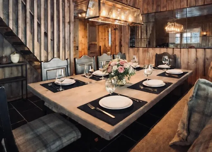 Holiday home Stylish Near Resort, 200 M To Slopes & Lift